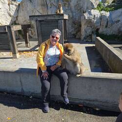 ...da kann ich doch mal wieder einen Oberschenkel tätscheln und keiner meckert...