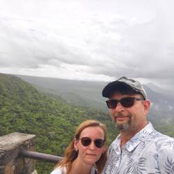 Sonnenbrille muss. Zu hell der Blick noch schräg