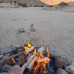 Endlich mal wieder Stockbrot bei offenem Feuer 🔥