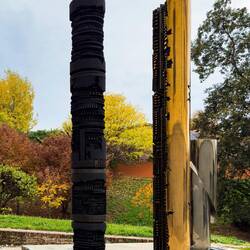 Arnaldo Pomodoro's "Three Columns" ... bronze, concrete & steel ... art in Canale Navile.
