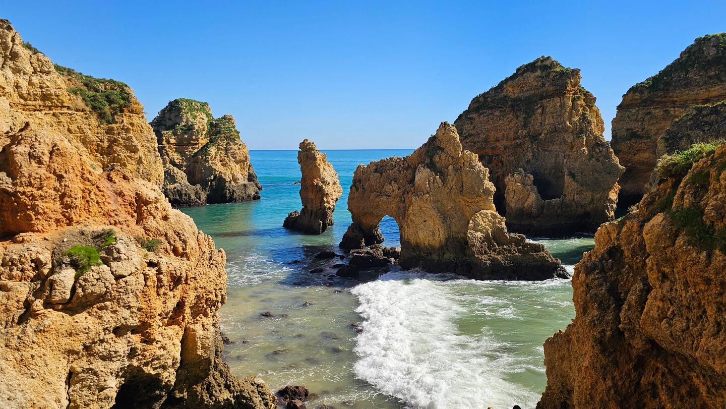 Felsentor an der Ponta da Piedade