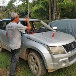 Neue Windschutz Scheibe, servicio en domicilio.. Glas wurde in der Marina eingesetzt.