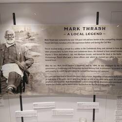 Laut Ihm ein Teilnehmer, der später Ranger wurde und bis zu seinem Tod auf dem Gelände gelebt hat.