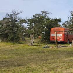 Unser Stellplatz bei der indigenen Familie im Vorgarten