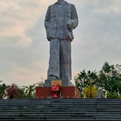 Statue of Hoh Chi Minh