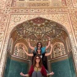 Tambien nosotras. 😂