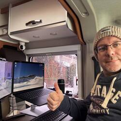 Homeoffice mit neuem Equipment