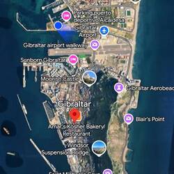 Wir sind der blaue Punkt. Verrückt ist die Landenahn quer durch.