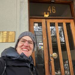 Vor der Wohnung von Astrid Lindgren