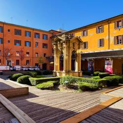 Cortile Guido Fanti — Palazzo d'Accursio.