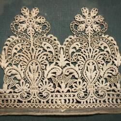 Lace (1st quarter of the 20th century) ... Collezioni Comunali d’Arte — Palazzo d'Accursio.