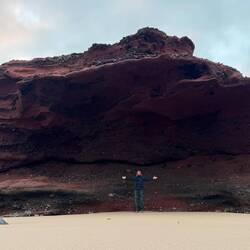 Das erste beeindruckende Cliff hatte gleich ein Dach 😚