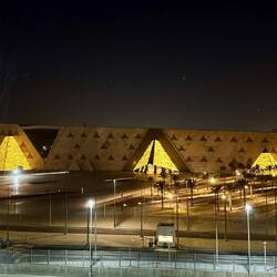 Das ägyptische Museum bei Nacht