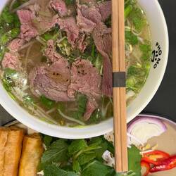 Zum Abschluss des so aufregenden Tages gibt es eine ordentliche Phở thai