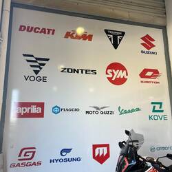 Welche Marke fehlt hier?