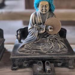 Hier stehen über 1.000 solcher Figuren.