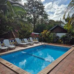 Entspannung am Pool ist verdient