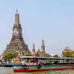 Der wunderschöne Wat Arun vom Wasser aus