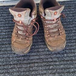 Yeah, they saw some mud! Forgot to take the photo before I brushed it off!