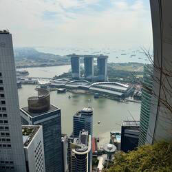 man baut bereits an Pfeiler vier