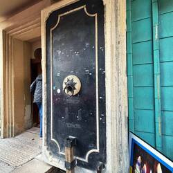 Look at that front door, not getting in that way when it's closed