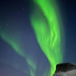 Foto eines anderen Teams. Wir sind in der zu hellen Stadt.