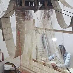 Fábrica de seda. Nos volvieron a ganar.