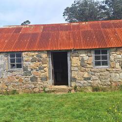 Ackers Stone House...where they lived with NINE children!!