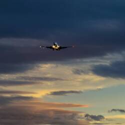A flight coming into land @ DEN — Denver, Colorado.