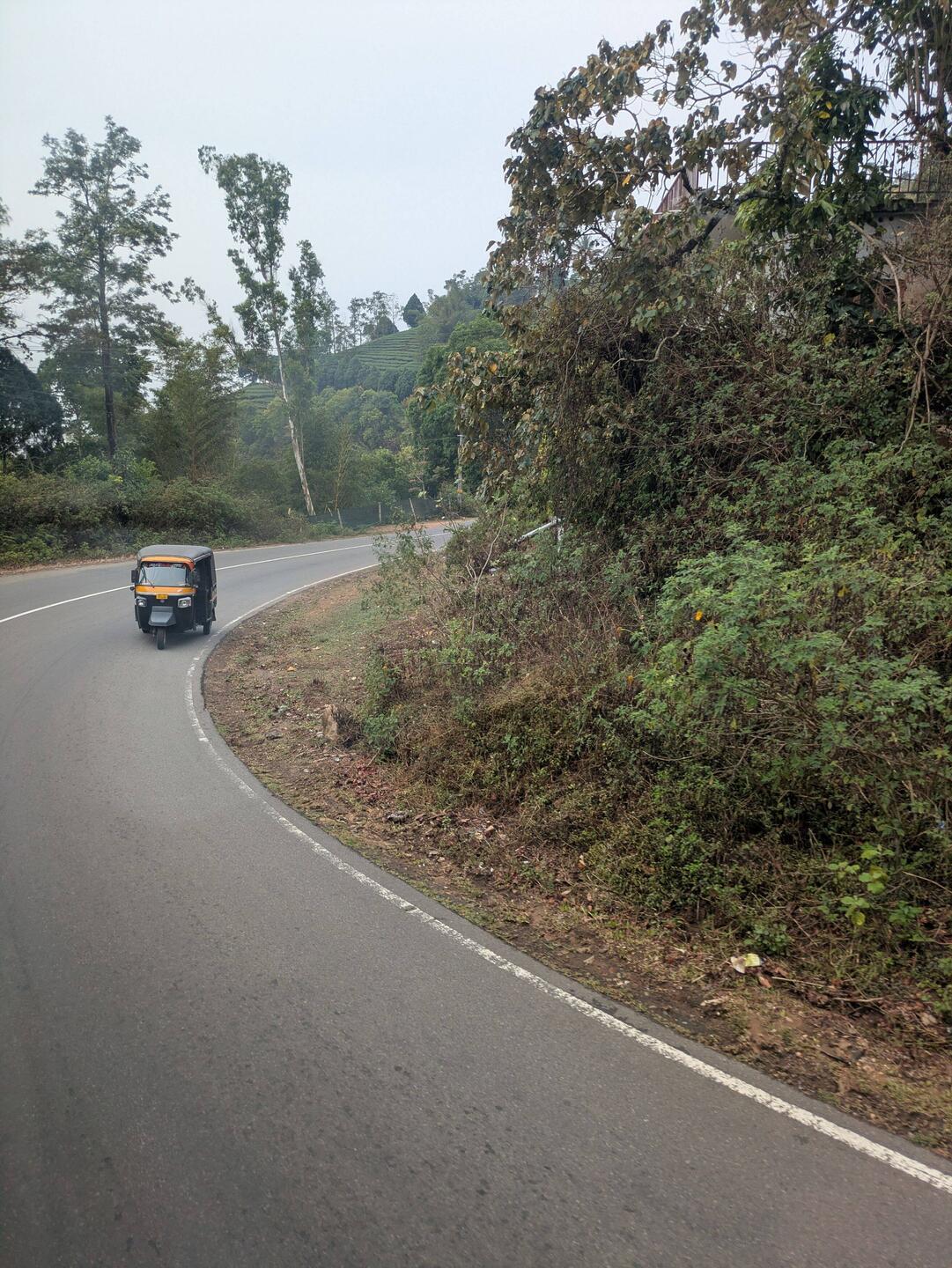 Wieder runter aus den Bergen, noch durch den Morgennebel