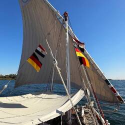 Weiter geht's, die Segel sind gesetzt