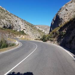 Start nach Norden durch eine schöne Schlucht