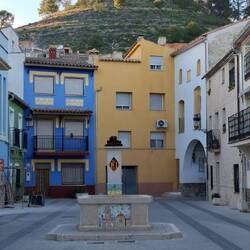 Plaza Major mit Blick auf die Burg