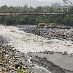 Silt-laden meltwater from the Fox