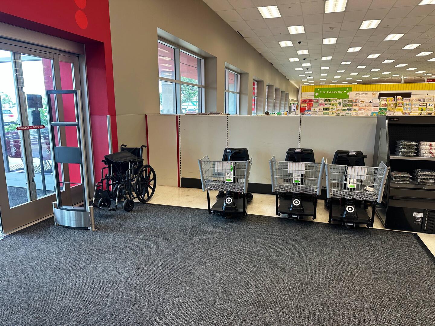 Einkauf auf bequeme Art: mit Elektroeinkaufswagen