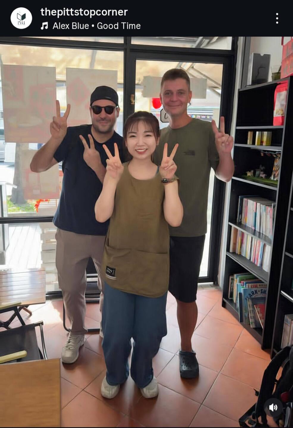 Danke Elaine für den täglich leckeren white Coffee @thepittstopcorner