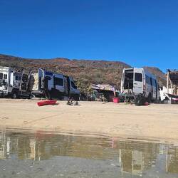 We get a palapa and the perfect setup despite having 5 vehicles