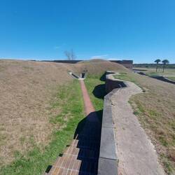 Immer noch der Vorbau des Forts.