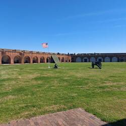 Paradeground im Fort.