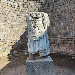 Statua imperatore Traiano