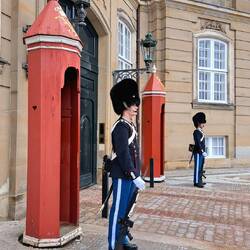 Die Wache am Schloss Amalienburg