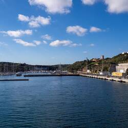 Der Hafen von Santa Teresa Galura - sehr übersichtlich 😄