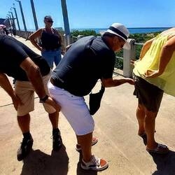 Gegenseitige Befreiung vom Sand 🤪