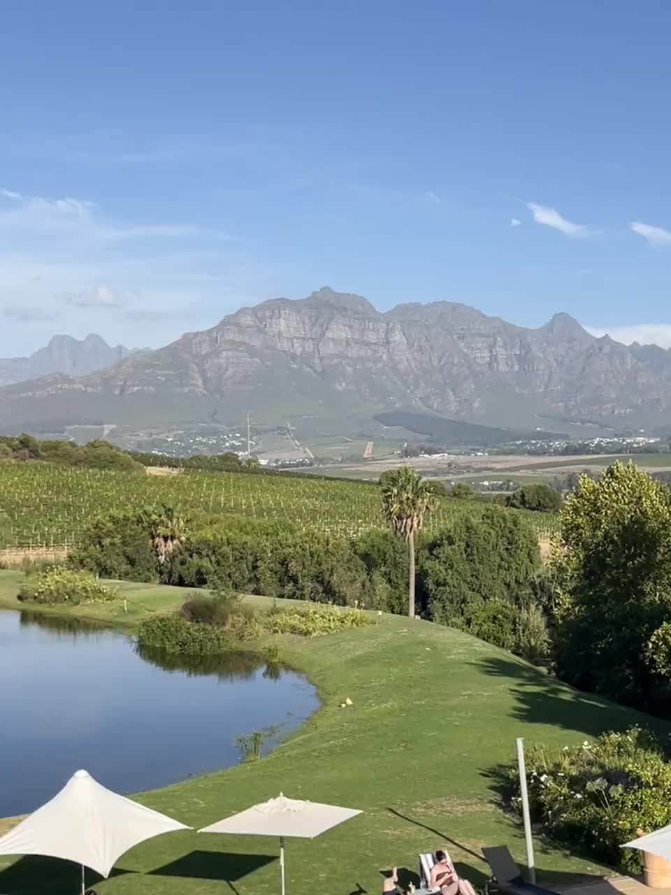 Blick vom Zimmerbalkon ASARA Wine Estate & Hotel