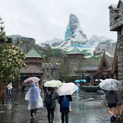 Arendelle! Too bad Anna and Elsa can't keep their ride running! Boo!
