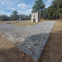 The Barracks = millitärischer Teil des Forts.