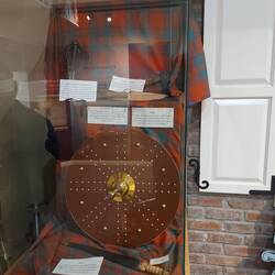 Waffen der Highlander.