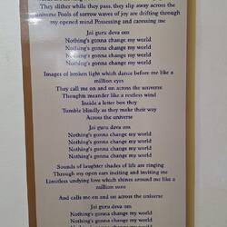 Escribieron aca mas de 40 canciones.