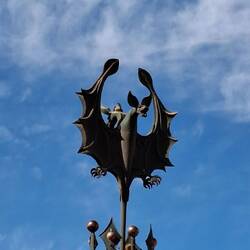 Das Wappentier Teruels, die Fledermaus...