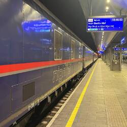 Old nightjet. Better single-use seater than 6-women sleeper.